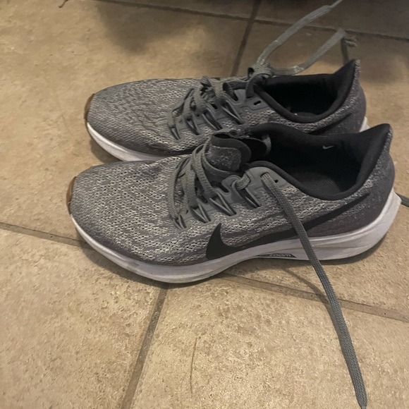 Nike air zoom Pegasus 36 size 6 used - Picture 4 of 4